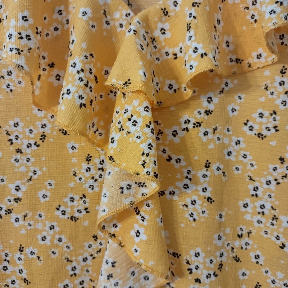 Stylish top - Picture 3 of 4